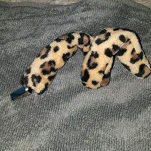 Costume leopard clip on tail